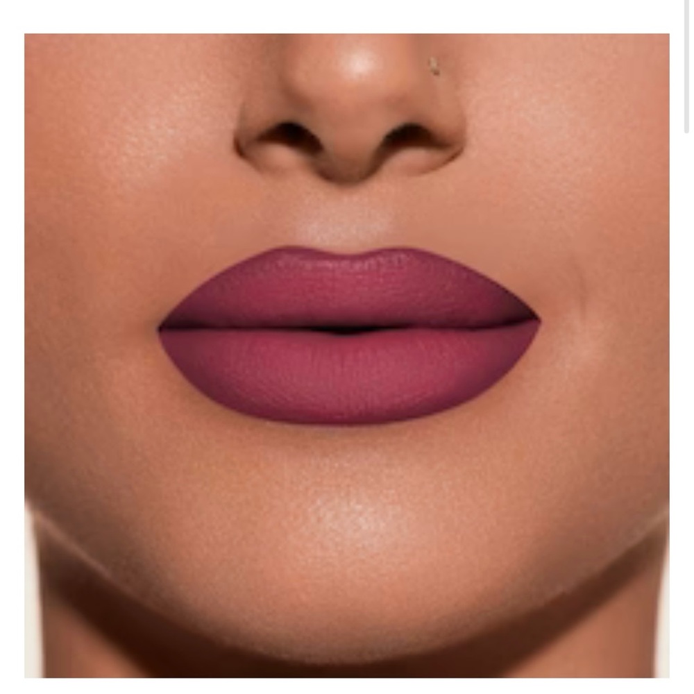 Madame Matte Liquid Lipstick - DARK ANGEL - Picture 3 of 5